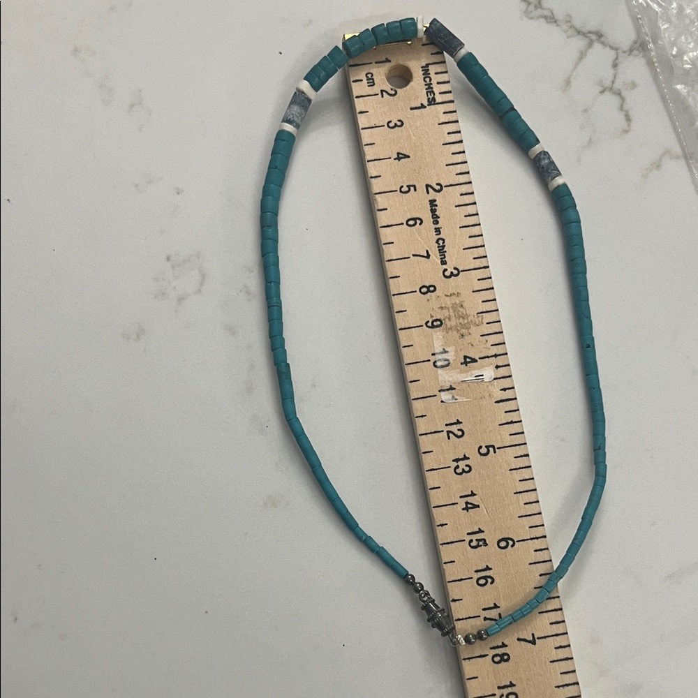 Turquoise Beaded Necklace - Picture 3 of 3